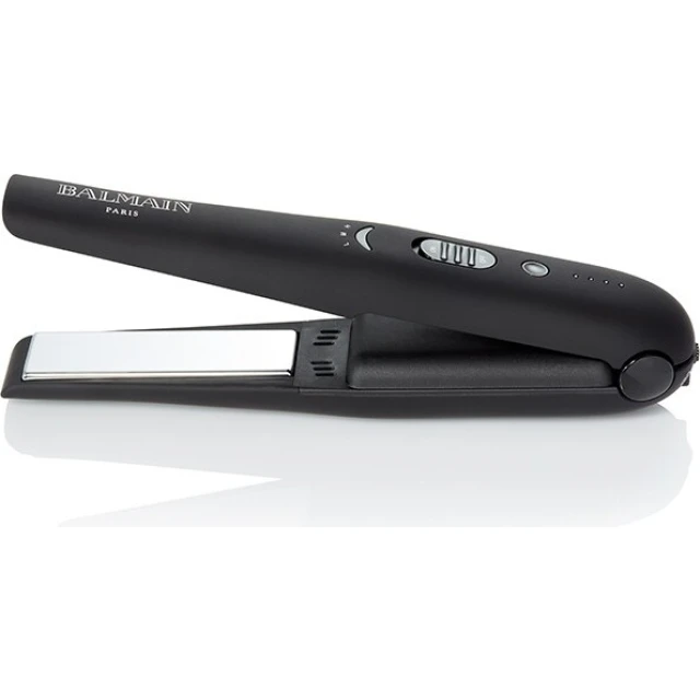 Cordless Titanium Straightener - 2